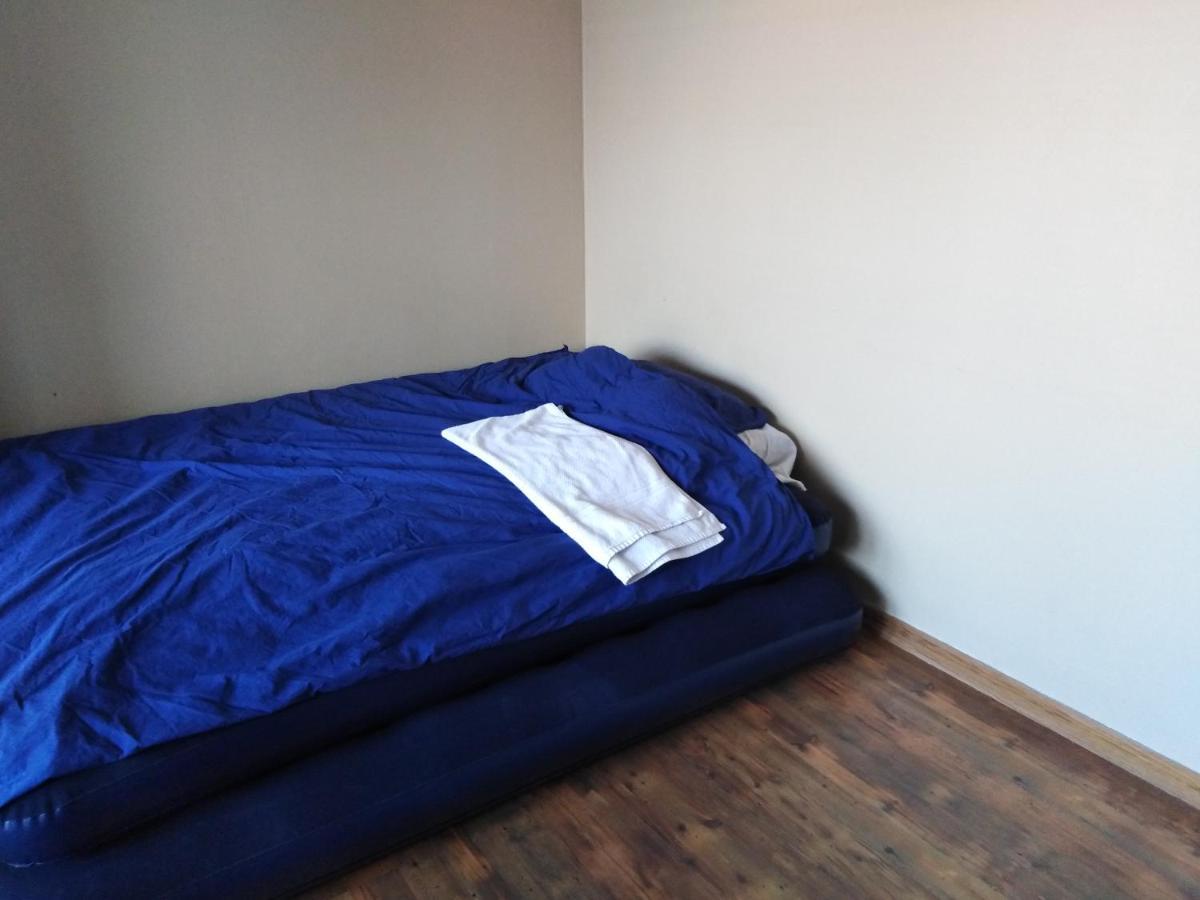 Large Room, Near Kista Galleria, Stockholm Exterior photo