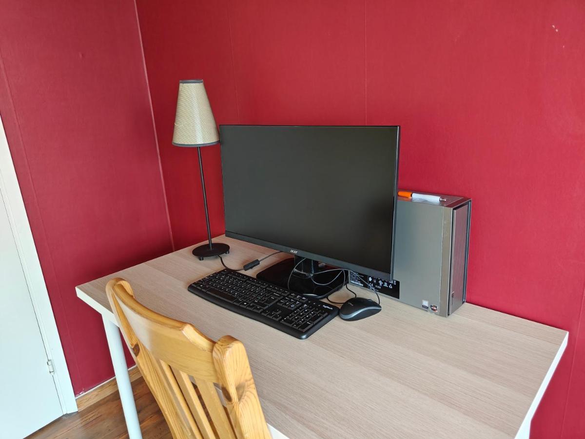 Large Room, Near Kista Galleria, Stockholm Exterior photo
